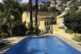House in Benissa Pueblo. ...