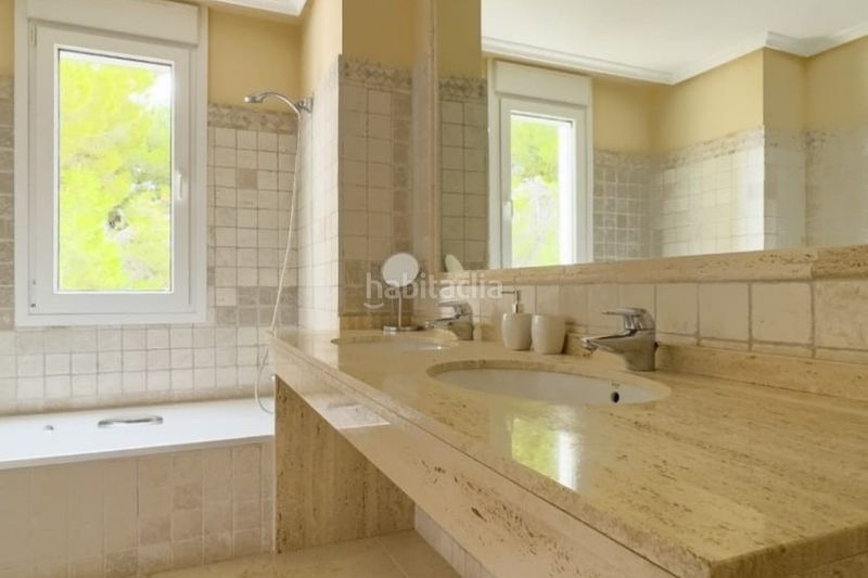 Foto f5c8b18d-09b2-41ca-beeb-f5063bf5a4bb. Casa amb aparcament piscina a Mascarat Altea