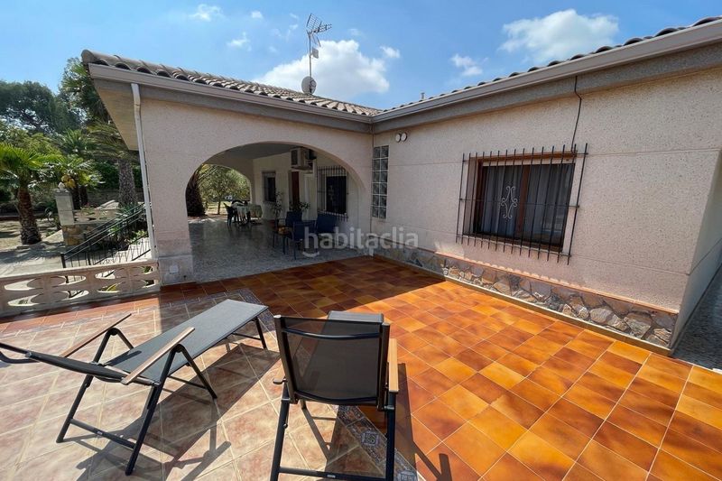 Foto 54527e23-88fa-4858-b389-25f6b2a6f9ca. Casa amb calefacció aparcament a Jubalcoi Elche / Elx