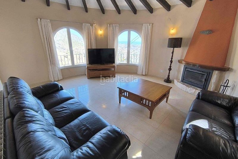 Foto 08a2fcd2-4838-4df7-a4a9-5ac11404fd2d. Casa amb aparcament piscina a Maryvilla Calp