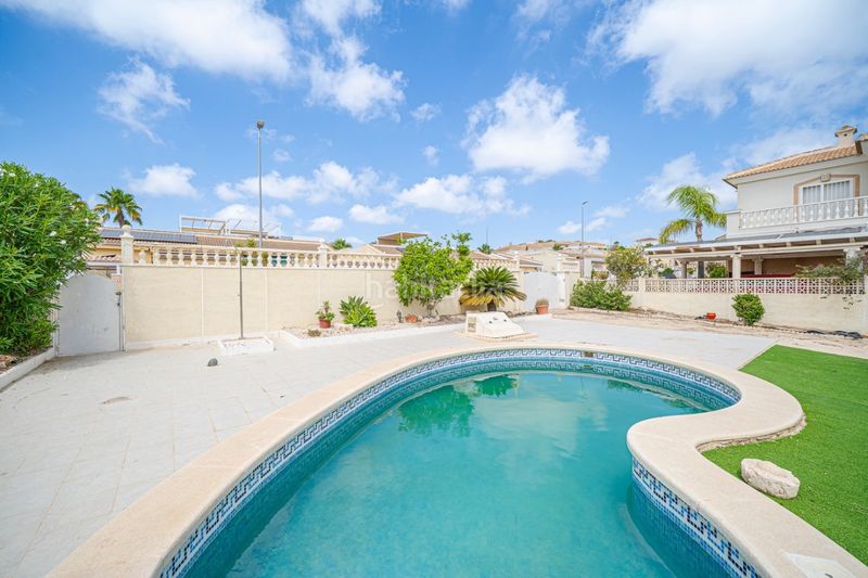 Foto f6e9f4fc-57dd-42c0-b15c-6f873a1039c7. Casa amb calefacció aparcament piscina a La Fiesta Rojales
