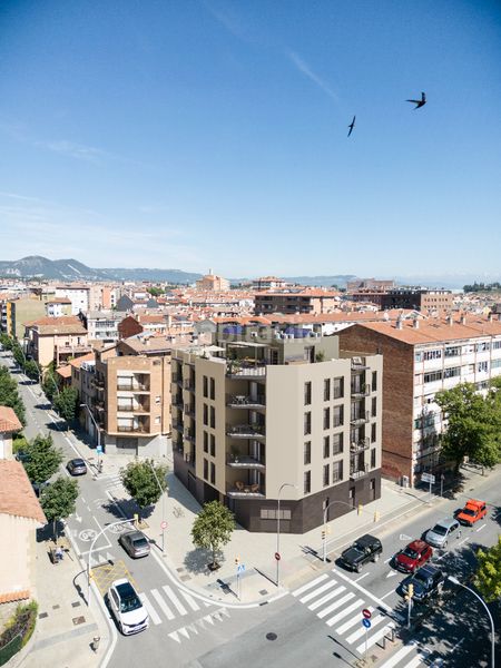 Foto dd328ee9-d5a0-485f-b628-75b0f49673f4. Pis 64m<sup>2</sup> a carrer de montserrat 41 a Caputxins-Ambulatori Vic