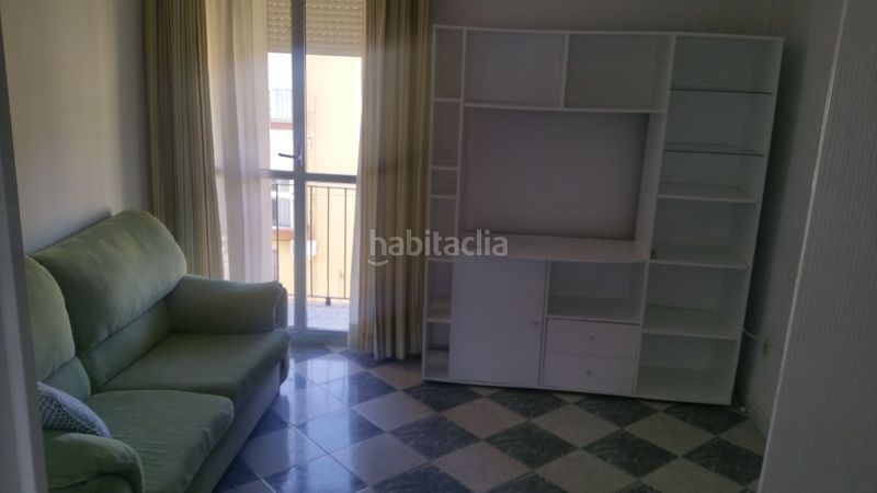 Foto 10b9f97f-31de-43aa-87da-a18095a81392. Rent flat in Doctor Barraquer - G. Renfe - Policlínico Sevilla