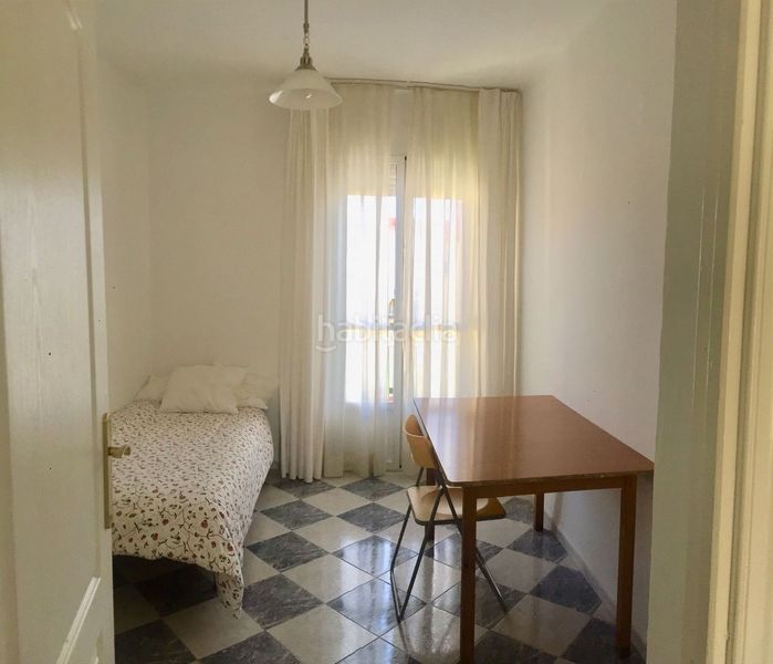Foto 85d16c94-7458-4fe4-a4ab-551714e1e2e3. Rent flat in Doctor Barraquer - G. Renfe - Policlínico Sevilla