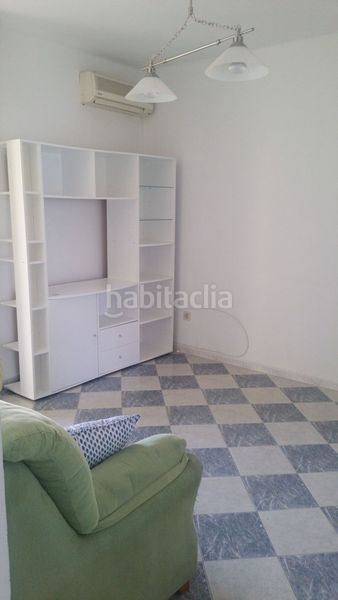 Foto b2fd9831-aa44-4d3a-8e45-a2af0d92a5ea. Rent flat in Doctor Barraquer - G. Renfe - Policlínico Sevilla