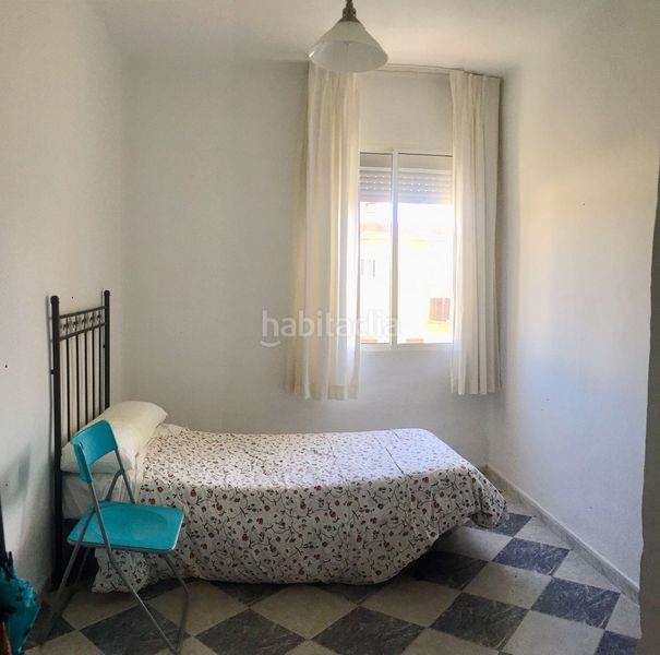 Foto d63d225f-bafc-4022-946f-c8b27b7411ce. Rent flat in Doctor Barraquer - G. Renfe - Policlínico Sevilla