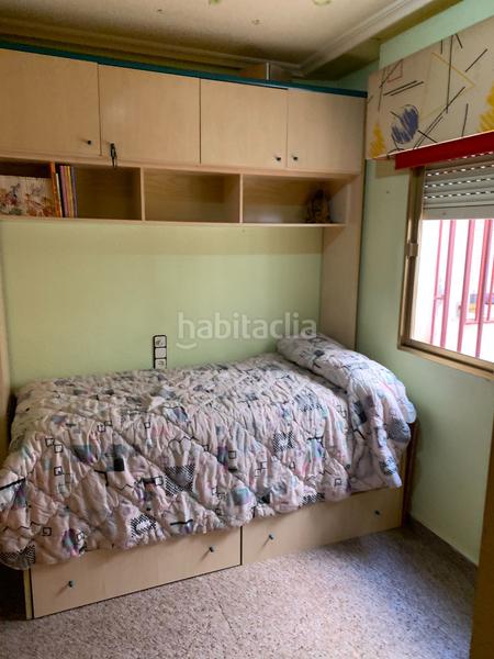 Foto e7cf9f82-cfca-444f-abd0-d54a11f4f20e. Pis a Plaza Castelar - Mercado Central Elda