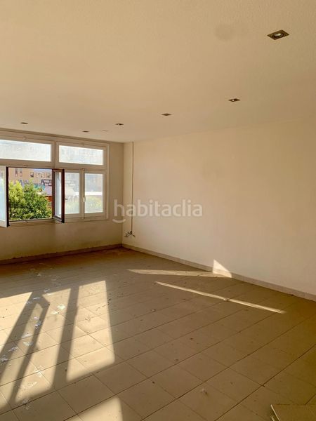 Foto cc17be2c-76d8-4bbf-baf9-bf8301e80083. Miete büro in Plaza de Toros-Avenida Chapí-Trinquete Elda