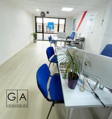 Miete Büro in Plaza de Toros-Avenida Chapí-Trinquete. Se alquila oficina centrica