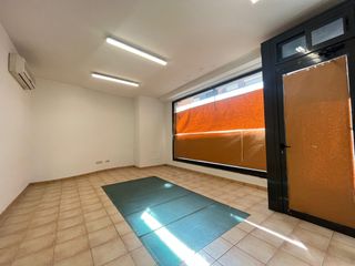 Alquiler Local Comercial en Montornès del Vallès. Local comercial con aire acondicionado