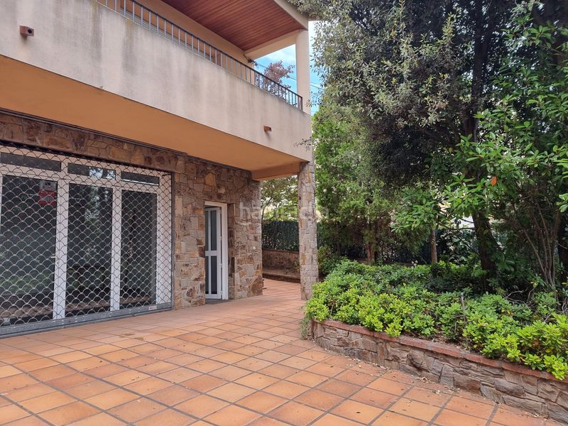 Foto b08b28cc-dab2-45f2-b3ed-5d164bdd9026. Affitto locale commerciale in Montornès del Vallès