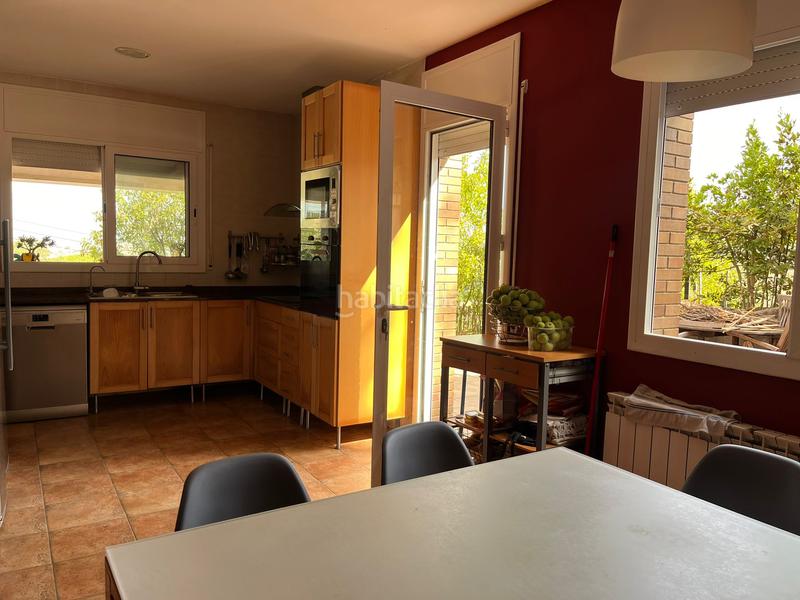 Foto 8008ea73-3b26-48a4-a492-b4690b584988. Casa con camino riscaldamento parcheggio in Vilanova del Vallès