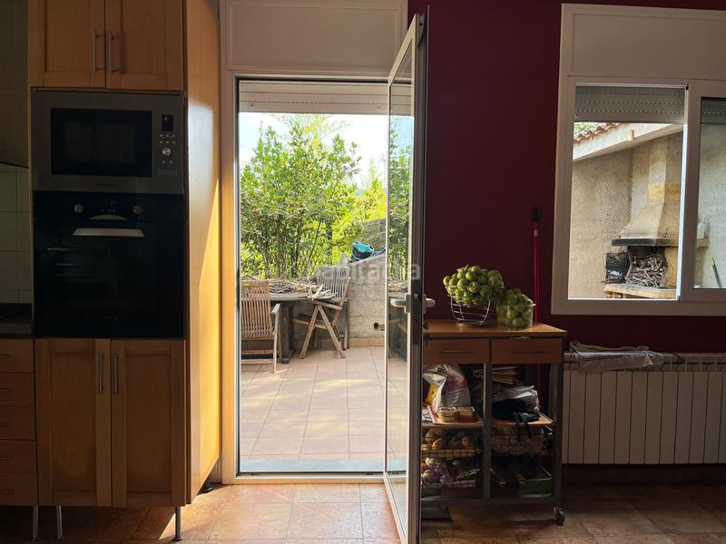 Foto 83e55195-fd7c-4c13-9a0d-ef5af2f660f7. Casa con camino riscaldamento parcheggio in Vilanova del Vallès