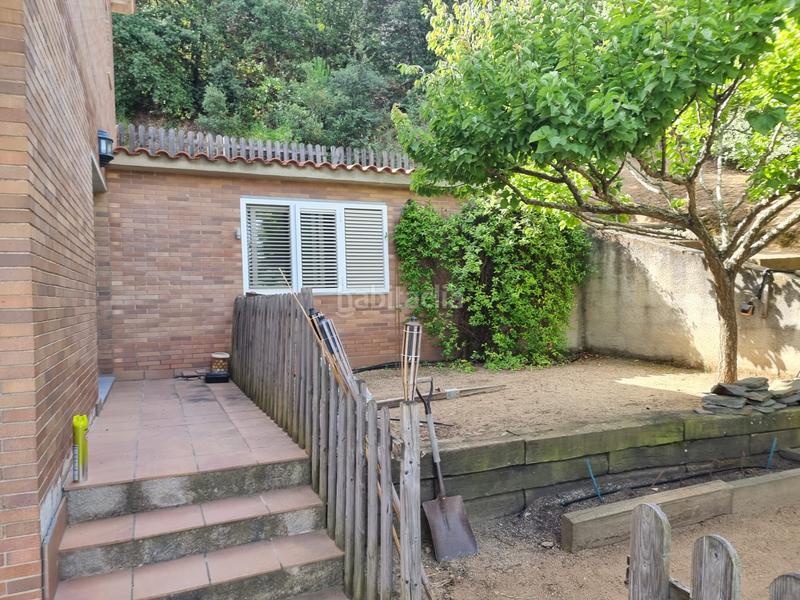 Foto 90d3feed-d40e-4a8a-9e4f-d11ab36028ee. Casa con camino riscaldamento parcheggio in Vilanova del Vallès