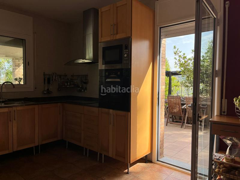 Foto eee44d11-2a77-441e-ad65-29fae5941f60. Casa con camino riscaldamento parcheggio in Vilanova del Vallès