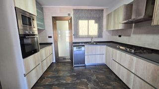 Rent Flat in Estació del Nord. Piso en alquiler en mollet del valles