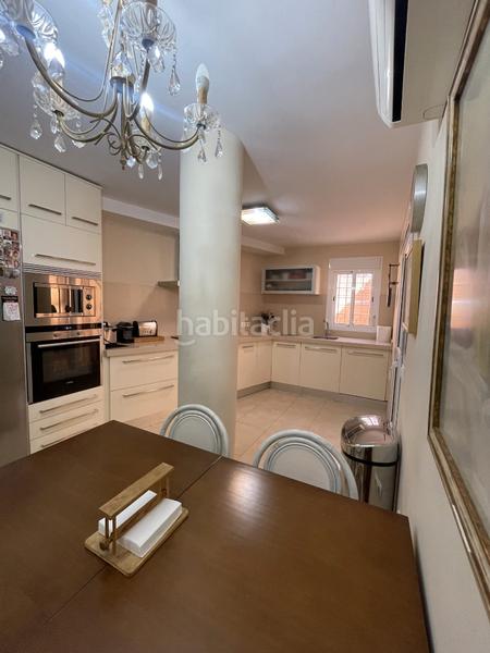 Foto 54040261-c08b-4d35-9687-bd595c83c57e. Zweistöckige wohnung mit heizung parking pool in Heliópolis Sevilla