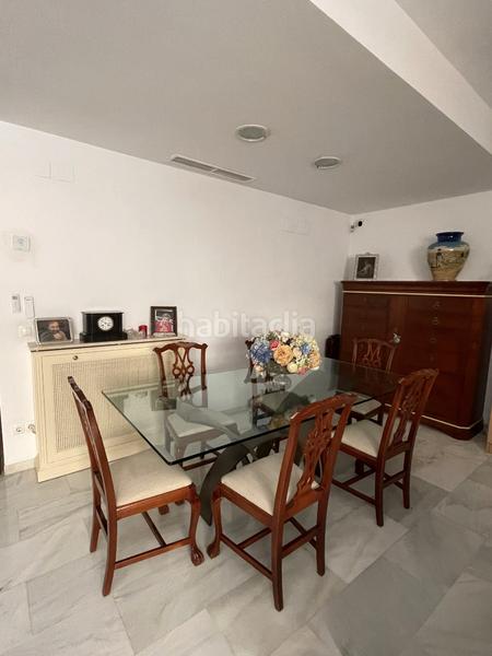 Foto dce686a4-c7bd-4b9b-9625-22f40d4af831. Zweistöckige wohnung mit heizung parking pool in Heliópolis Sevilla