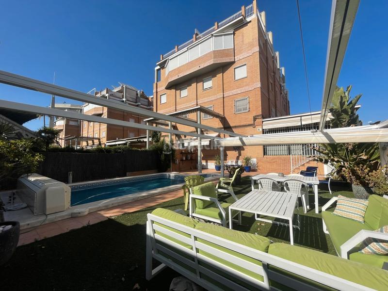 Foto eff75367-f425-48ad-b73b-7fe37d4f9397. Zweistöckige wohnung mit heizung parking pool in Heliópolis Sevilla