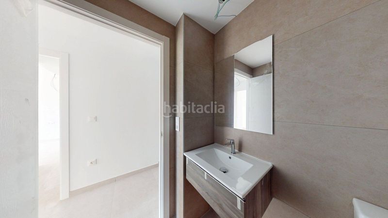 Foto c0e7fbc8-59f2-4c8d-b44d-92f23ec3c5f8. Pis amb calefacció aparcament piscina a Playa Muchavista Campello (el)