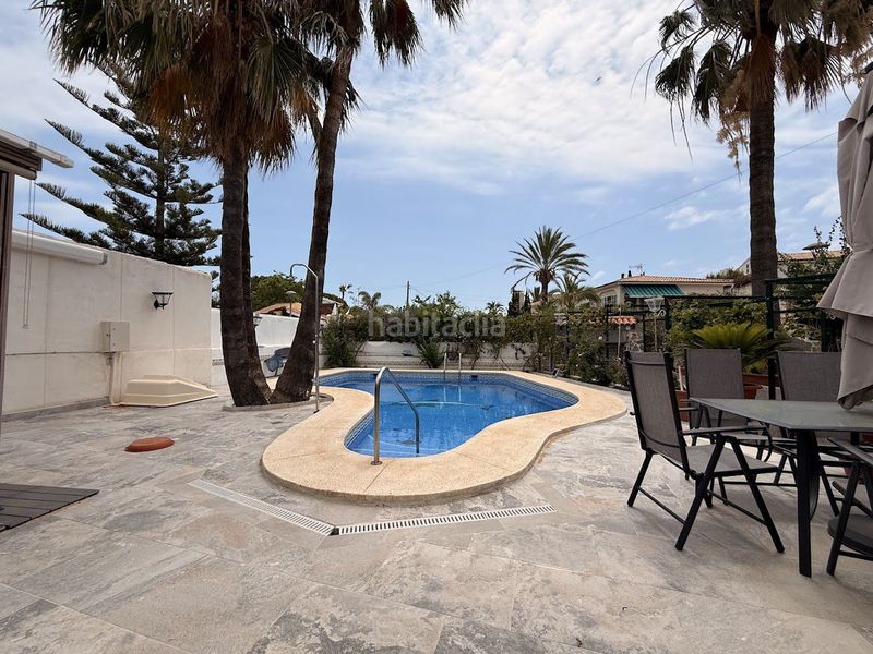 Foto 529e58e6-fca7-49db-b256-b05a8d0d91dc. Xalet amb calefacció aparcament piscina a Pueblo Español-Coveta Fumá Campello (el)