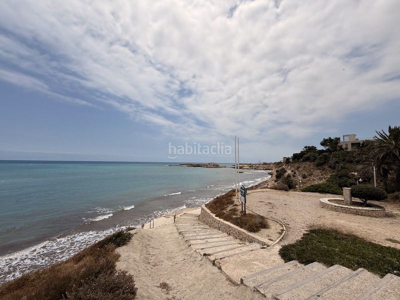 Foto 72681ef9-994c-4d36-b2fd-d05812cd2617. Xalet amb calefacció aparcament piscina a Pueblo Español-Coveta Fumá Campello (el)