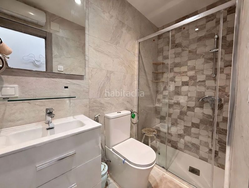 Foto c168a4bd-e47a-4023-9940-00b6fc171e69. Xalet amb calefacció aparcament piscina a Pueblo Español-Coveta Fumá Campello (el)