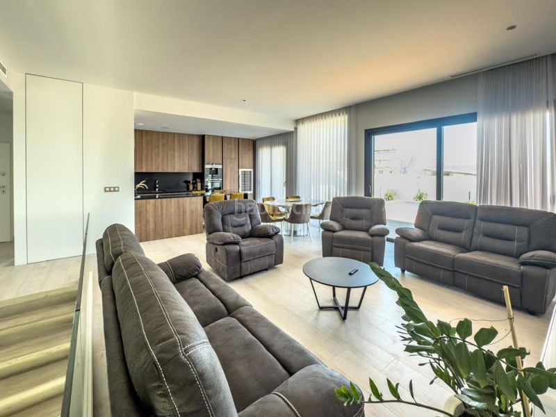 Foto f612ab40-0165-489f-972f-f14db3be4e06. Chalet 324m<sup>2</sup> venta balcon . en balcón de Finestrat-terra marina Finestrat