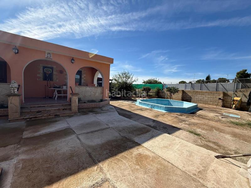 Foto 28fb519b-a351-4f19-a9a1-77203cd2977b. Chalet en Santa Bárbara Llíria