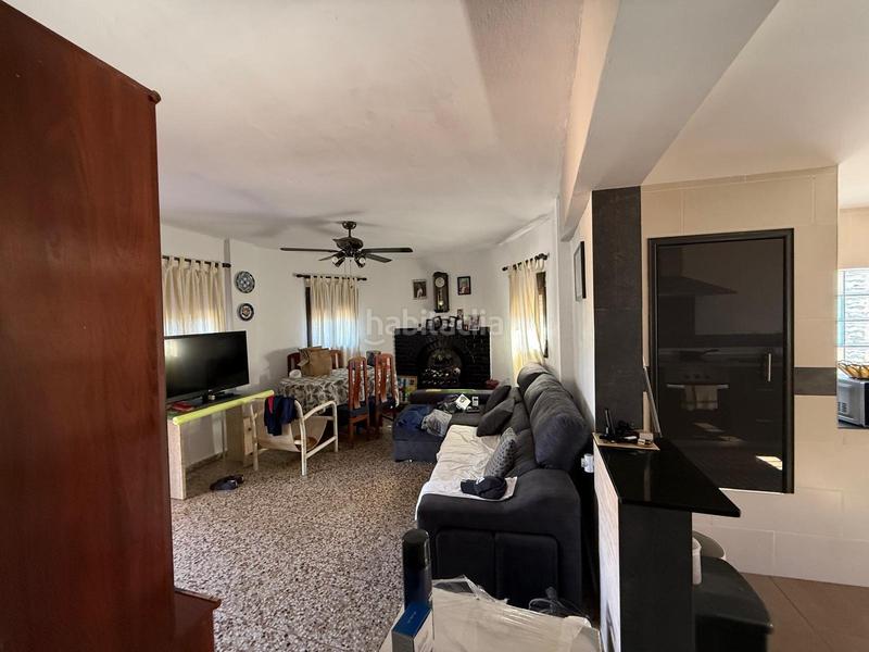 Foto 388dc6f1-e34d-4209-ba50-b59541169658. Xalet amb aparcament piscina a Santa Bárbara Llíria