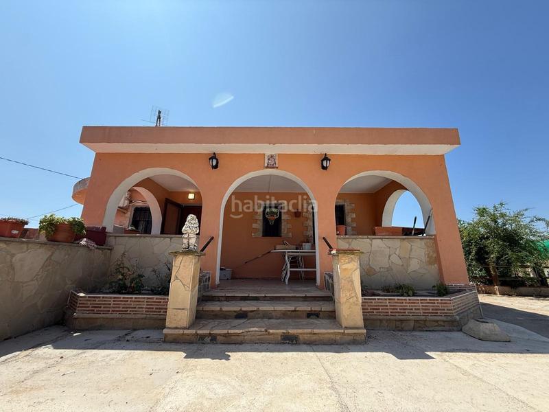 Foto 6c124dd9-3c6c-4bd5-b0c1-26c342610d04. Xalet amb aparcament piscina a Santa Bárbara Llíria