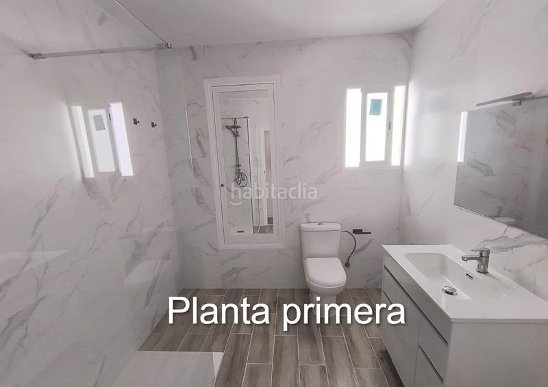 Foto ae80e7f7-7adf-4d77-a2c0-67e892e8ff5a. Maison avec parking dans Carcaixent