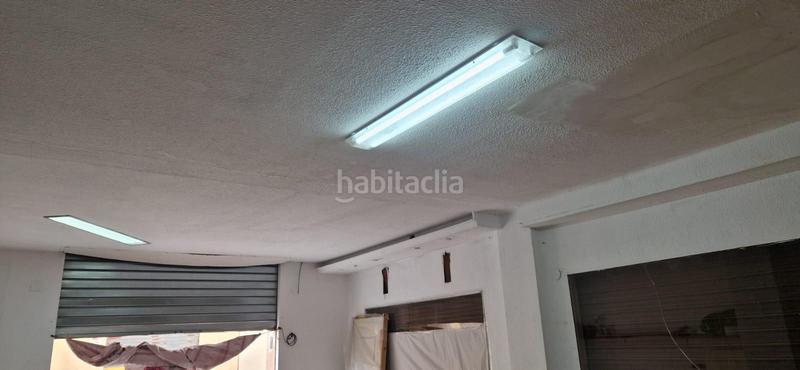 Foto 908d7c75-1bb9-40f1-b7a8-64eebdb4c5c9. Local comercial a Ciutat Fallera Valencia