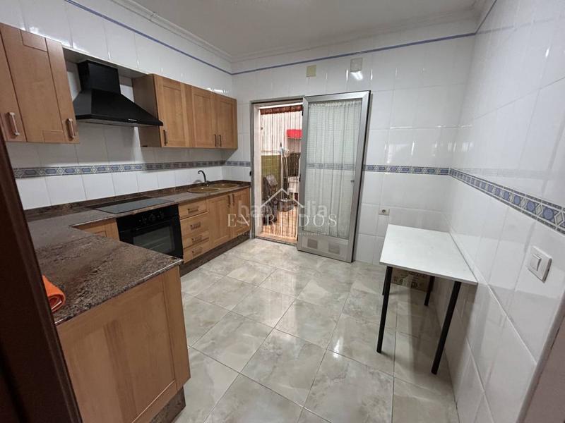 Foto 5927e4fe-44b3-4fbd-9f7c-c9396958f612. House in Centro Almazora / Almassora