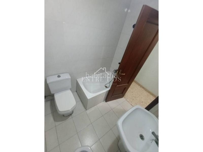 Foto 5f9bff16-0b51-4606-a879-37b2b2314dfb. Piso  en venta en zona lluis vives en Llombai Burriana