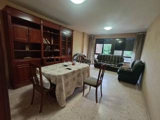 Pis  Lluís vives. Piso en venta en zona lluis vives