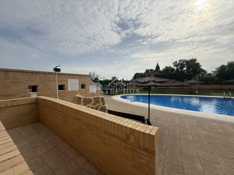 Foto 03c1ee3e-b1fe-4eb4-b292-37d6777686ca. Appartamento con parcheggio piscina in Playa Coral - Torremar Oropesa del Mar