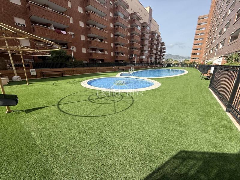 Foto bd7936ff-ae10-4fc0-9585-b9755078c997. Pis amb aparcament piscina a Playa Coral - Torremar Oropesa del Mar