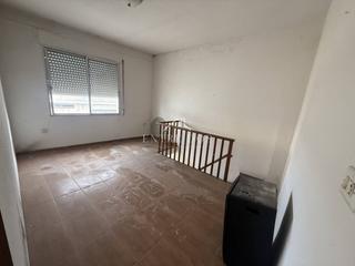 Haus  Avenida camino a vila-real. Casa para reformar en avinguda villarreal