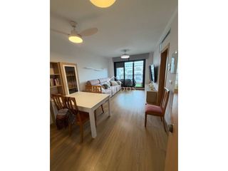 Piccolo appartamento  Avenida generalitat. Luminoso apartamento cerca de la playa con plaza de garaje inclu