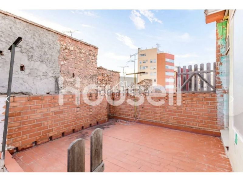 Foto c8a306d4-d4d2-4ee1-924e-147a4e0a9191. Casa adossada a Onda