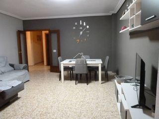 Pis  Calle plana. Piso zona calle la plana
