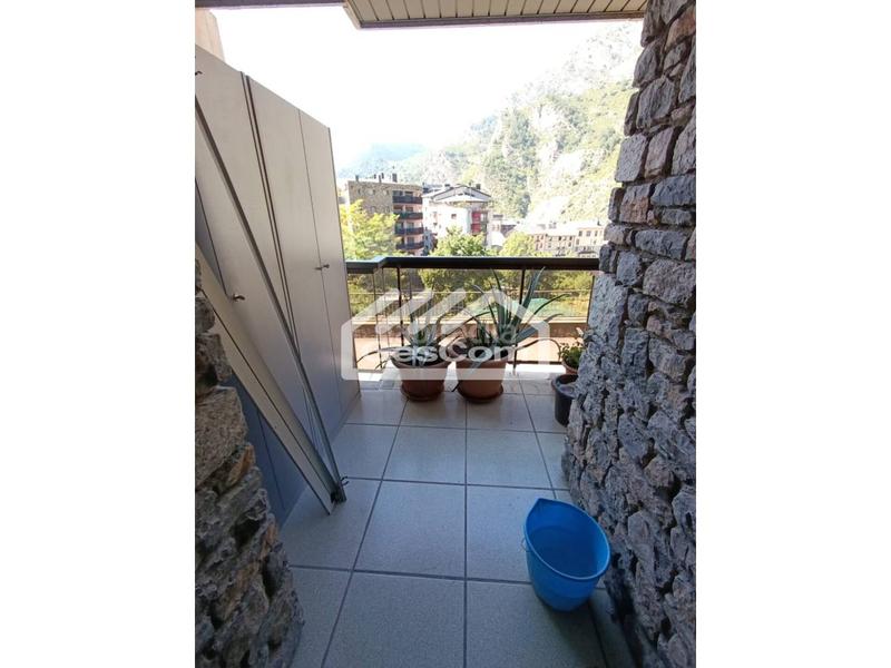 Foto 62f3e7f2-db53-454b-8d03-54a16c8421e4. Affitto piccolo appartamento con riscaldamento parcheggio in Sant Julià de Lòria