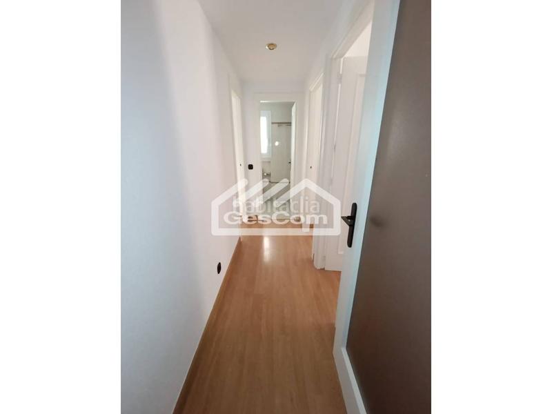Foto 49ab347d-a545-4eb9-a7c4-1c871c207e9c. Alquiler apartamento alquiler de un apartamento en Sant Julià de Lòria