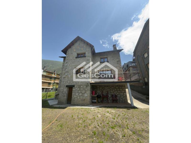 Foto 13d8123e-3227-4c9d-b06c-705ffd780ae7. Alquiler chalet  unifamiliar en alquiler en Encamp