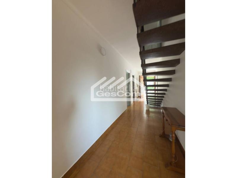 Foto a65c1099-d633-4e0a-bef8-0240eb5178ab. Alquiler chalet  unifamiliar en alquiler en Encamp