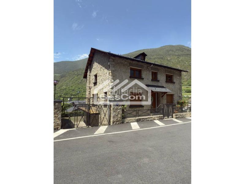 Foto c6d91989-f12a-4f54-a294-f746b3d49cb3. Alquiler chalet  unifamiliar en alquiler en Encamp