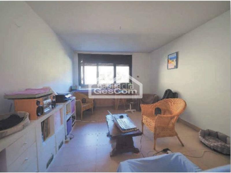 Foto bb1406a2-547d-4e13-95f7-f36b98443dd9. Pis amb calefacció aparcament a Encamp Encamp