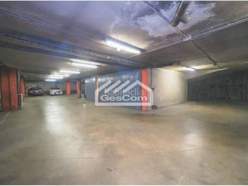 Foto ca89fcbf-716c-4533-958a-a301052b2f96. Pis amb calefacció aparcament a Encamp Encamp