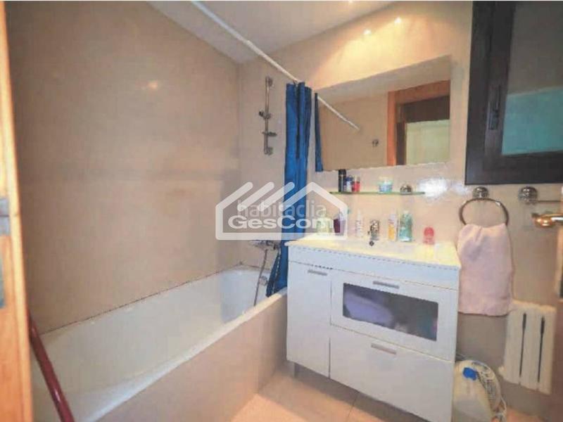 Foto d87796b6-9772-40a5-bd0e-844222d5b6bb. Pis amb calefacció aparcament a Encamp Encamp